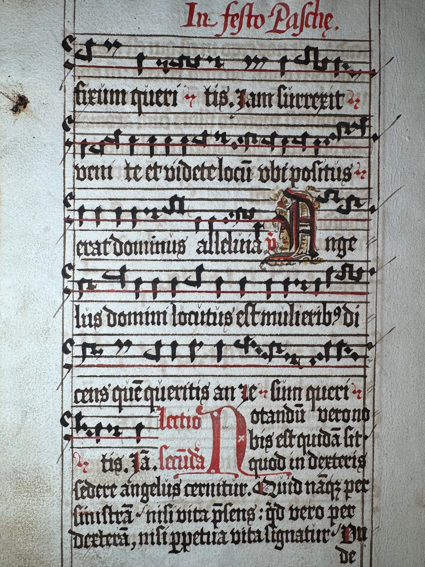 Handwritten Liturgical Chant Manuscript Leaf on Rag Paper
Continental Europe, Circa 1608 (Attributed)