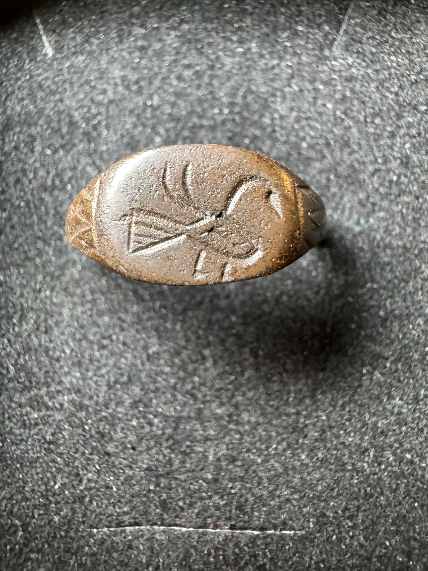 Medieval Bronze Signet Ring with Engraved Bird — ca. AD 1000–1200
