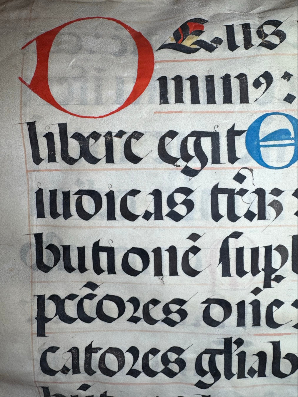 Medieval Latin Psalter Leaf on Vellum – Psalms 26 & 93 – c. 14th–15th Century